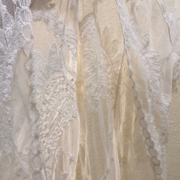 NWOT Beautiful boho lace statement piece - Picture 5 of 6